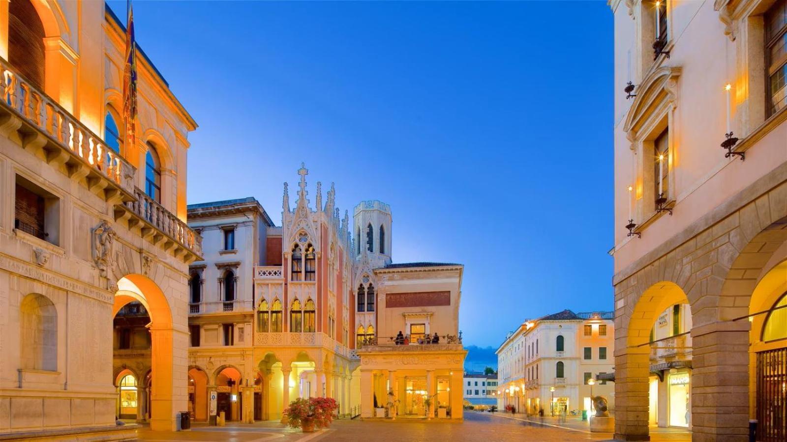 Apartament Officine Cavour Casa Dei Leoni Centro Storico Padwa Zewnętrze zdjęcie